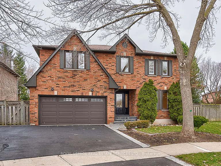 333 Callaghan Cres — Photo 1