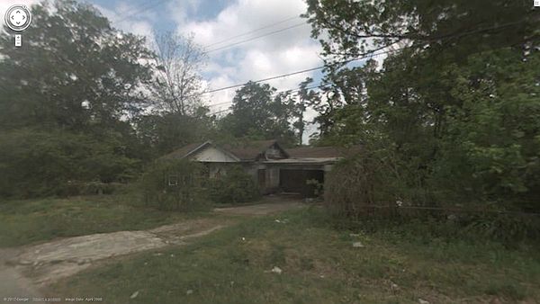 2nd image of 565 Jeanette St