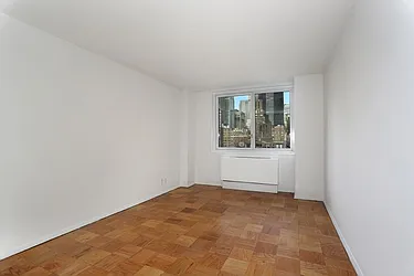 Rented by Manhattan Skyline