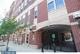 4th image of 133 N Bread St Unit 3C