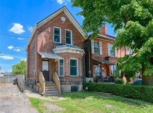 43 Wood St E, Hamilton, ON L8L3Y2
