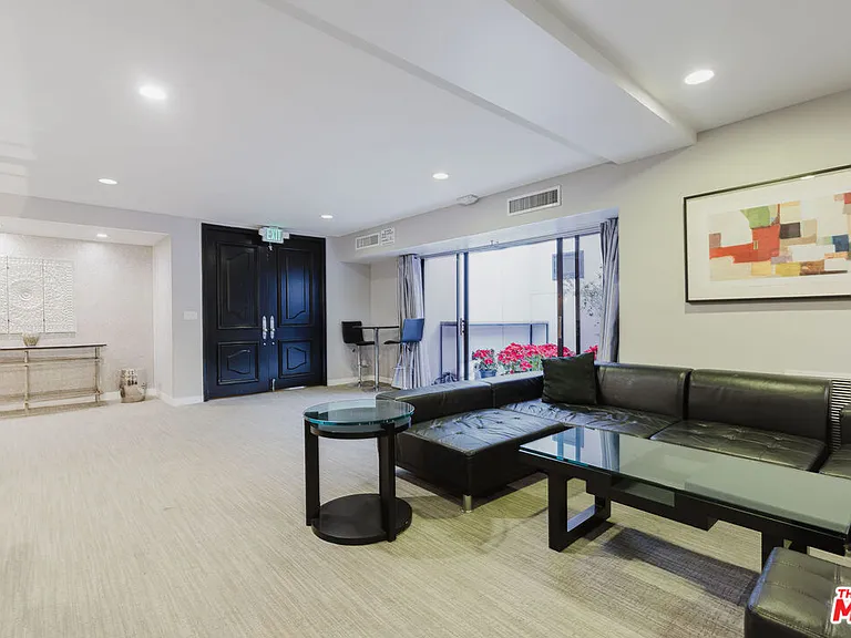 1155 N La Cienega Blvd #1207 — Photo 23