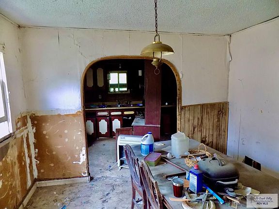 3rd image of 504 S K St