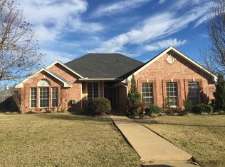 445 Chestnut Ln, Paris, TX 75462