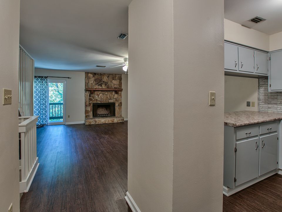 2nd image of 1204 Cross Creek Way APT 2