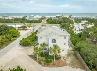 800 W Pine Ave, Eastpoint, FL 32328