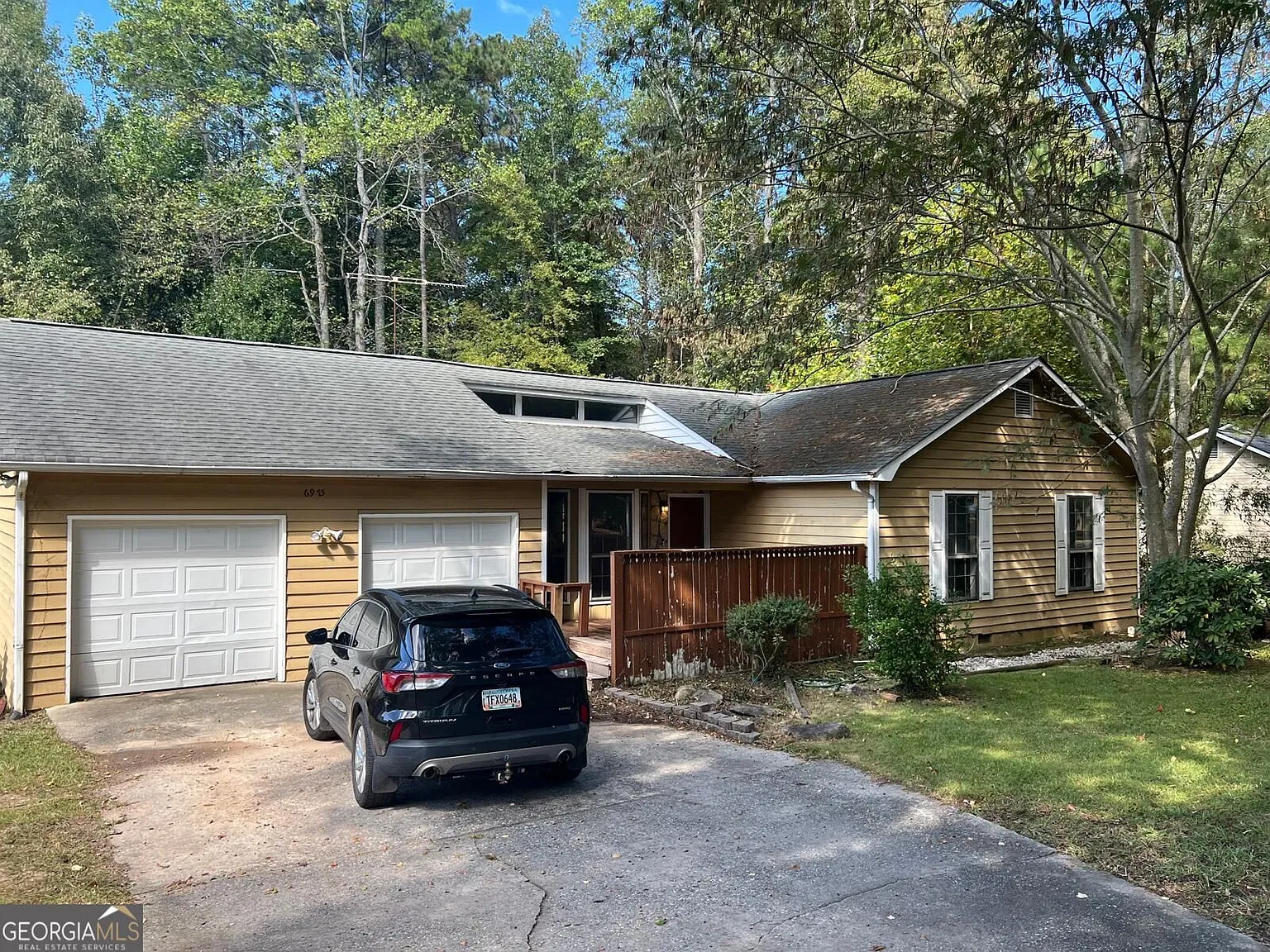 3 bed, 2.0 bath, 1406 sqft, $1,750 — Photo 2