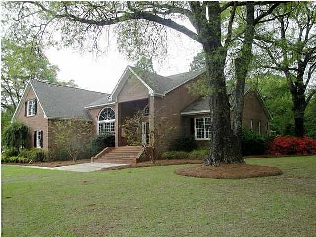 1st image of 233 Winship Dr