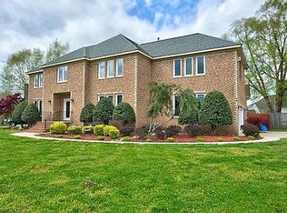 2967 Bruce Sta, Chesapeake, VA 23321