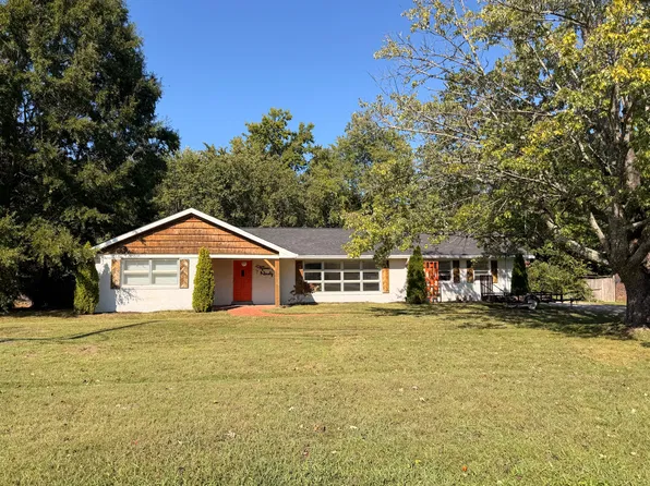 1590 Bennie Dr, Cookeville, TN 38501