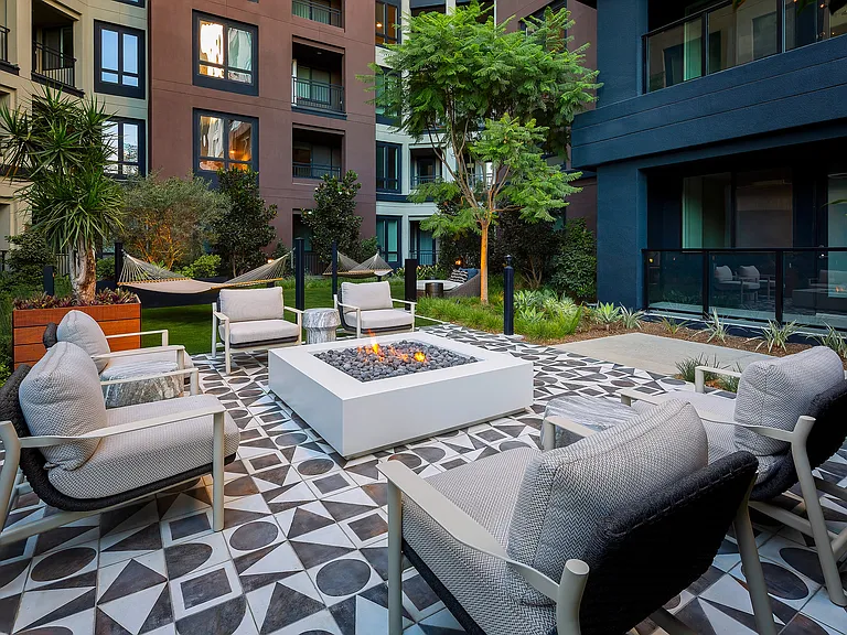 Courtyard with Hammocks, Firepit and Seating