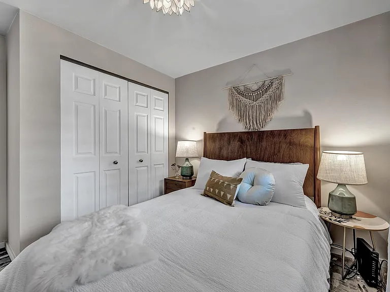 910 Portland Pl #23 — Photo 10