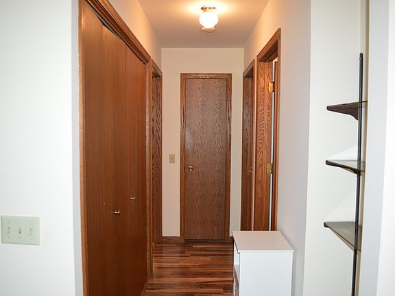 2nd image of 554 Seminole Way