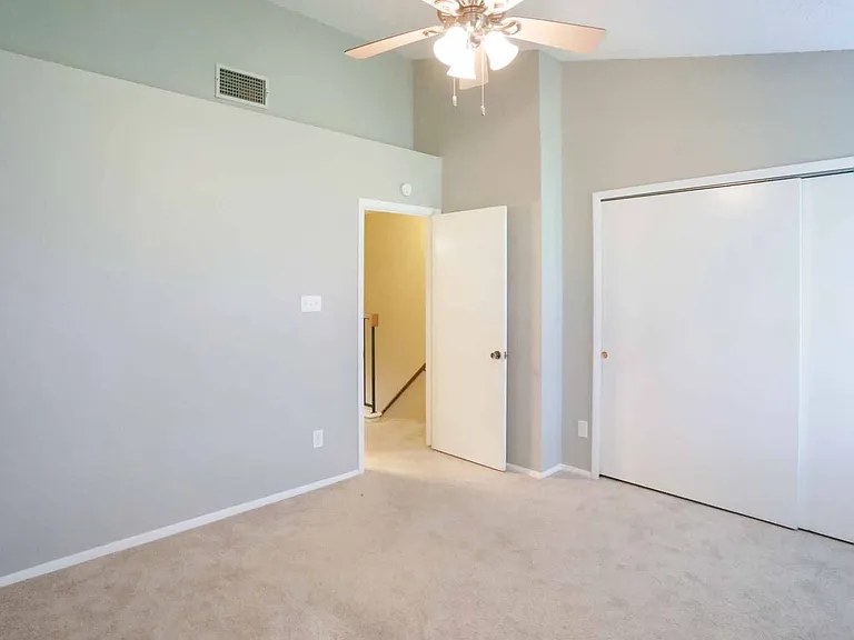 1411 Gracy Farms Ln #76 — Photo 9