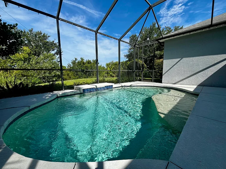 4726 Claremont Park Dr — Photo 8