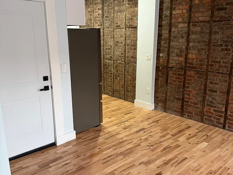 151 Jay St #1 — Photo 3