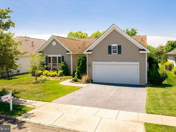 4th image of 110 Minuteman Cir