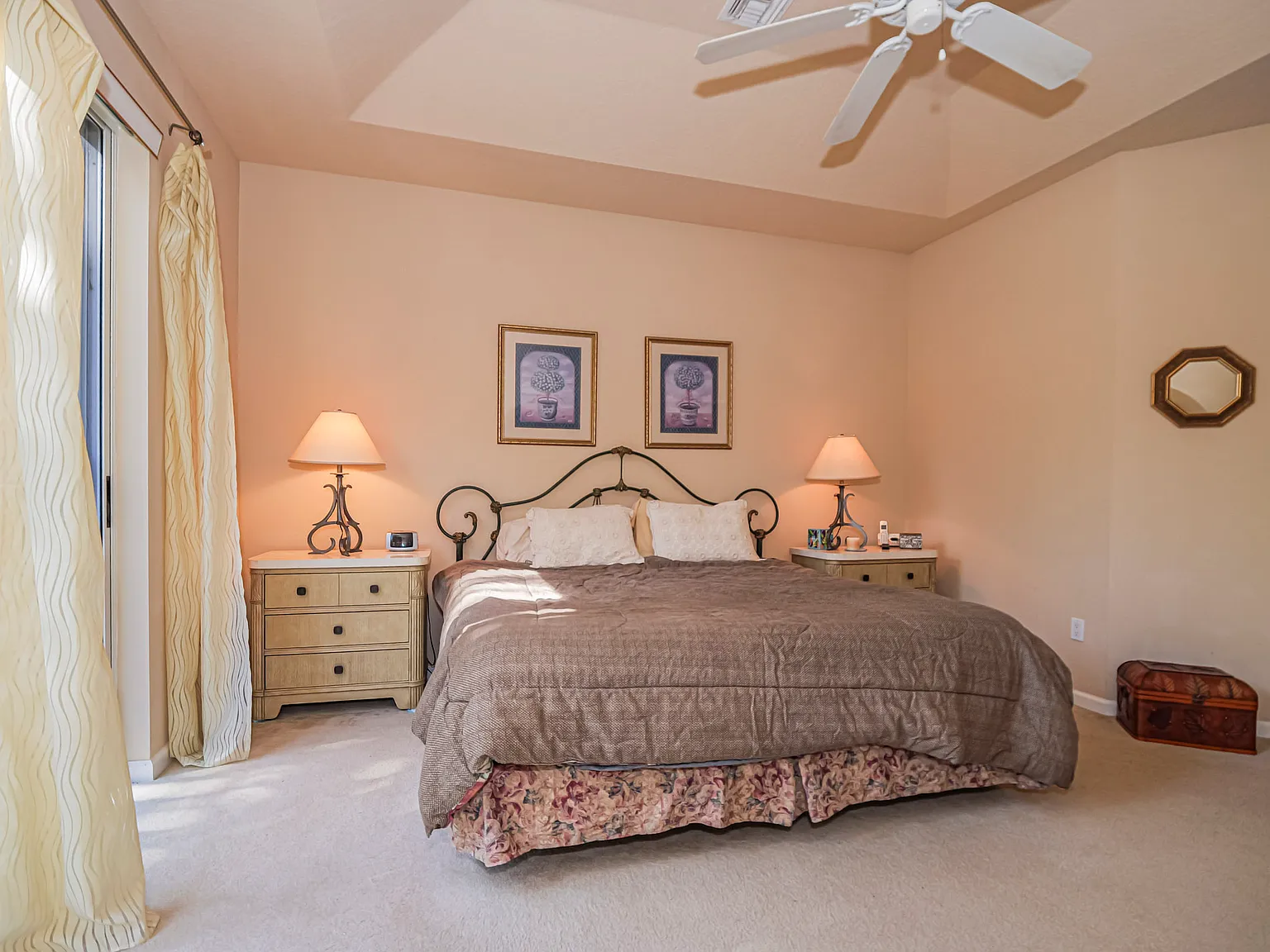 2 bed, 1815 sqft, $4,800 — Photo 3