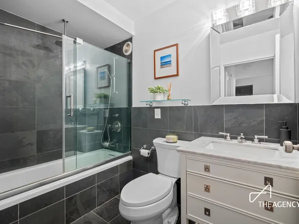 61 West 62nd Street image 7 of 7