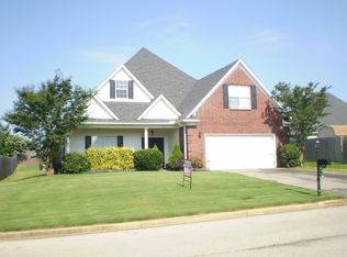 7167 Golden Oaks Loop W, Southaven, MS 38671