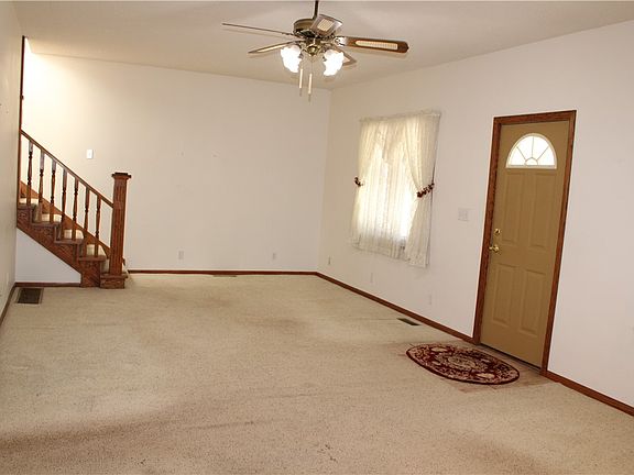 3rd image of 213 N Wood St