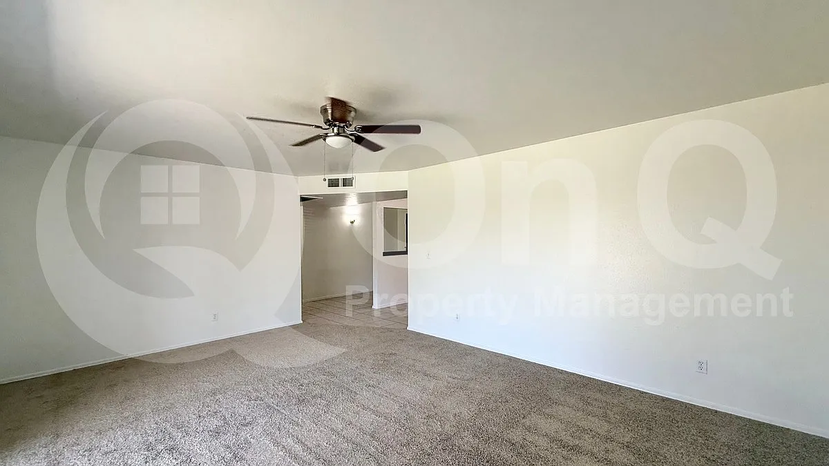 3 bed, 1.5 bath, 1400 sqft, $1,995 — Photo 4