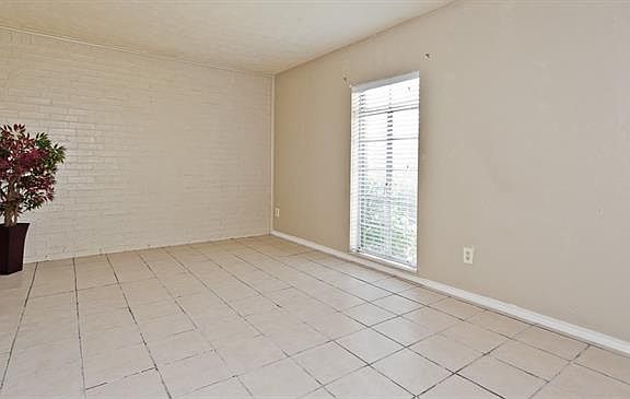 4th image of 48 E Mountain Creek Dr #21