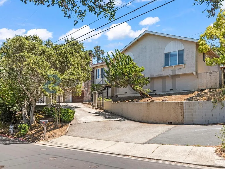 2659 Belmont Canyon Rd — Photo 1