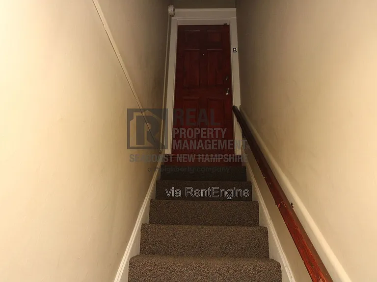 23 Grove St #B — Photo 14