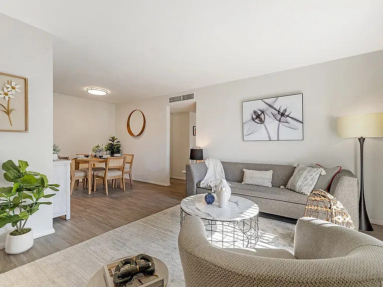 Quail Ridge Apartments — Photo 9