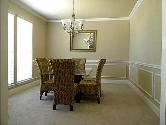 3rd image of 3717 Landsdowne Dr