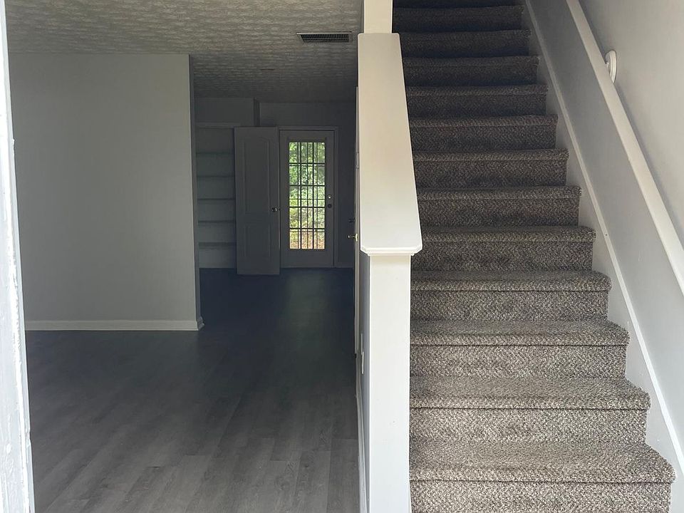 1st image of 3054 Fields Dr #1