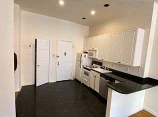 240 W 72nd St #3AG, New York, NY 10023