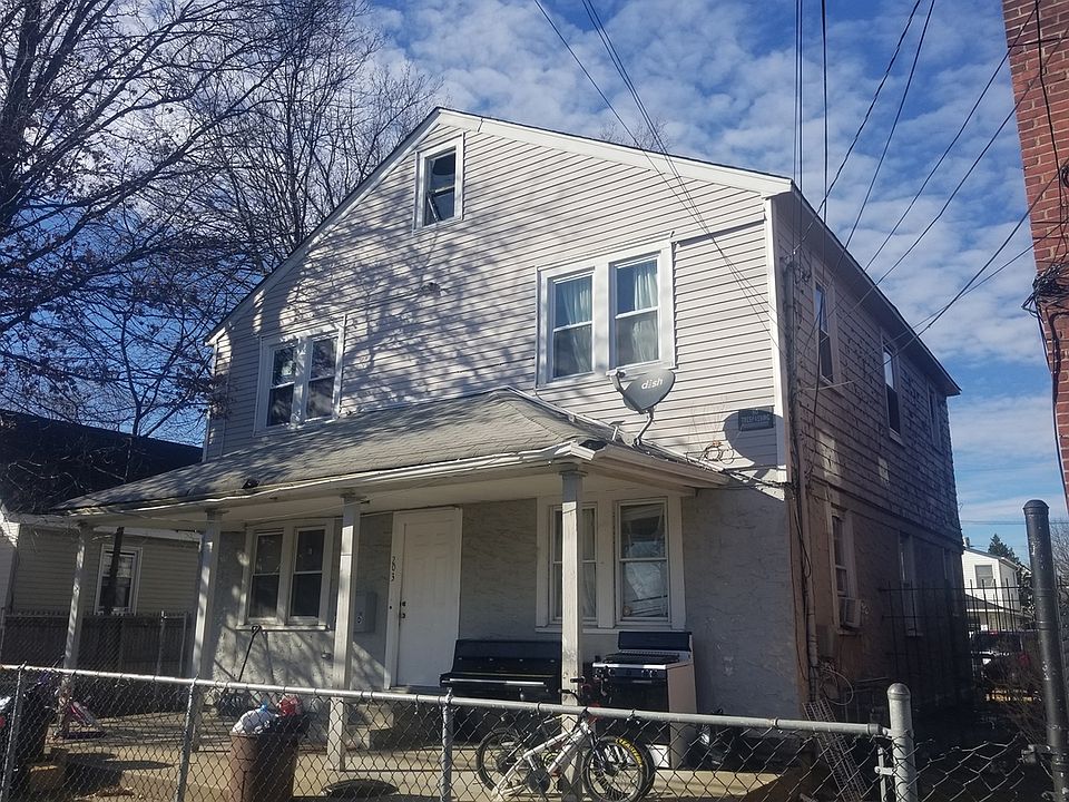 1st image of 203 Harvard St