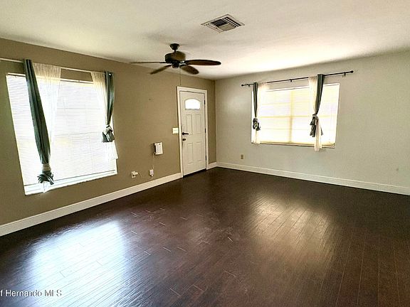 5th image of 7156 Spring Hill Dr