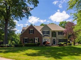 325 Oregon Rd, Cheshire, CT 06410