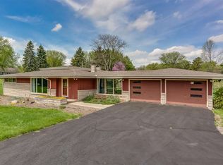 17815 Woodthrush Ln, South Bend, IN 46635