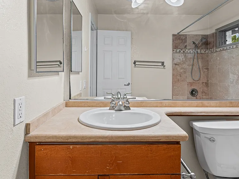 2257 Worden St #3 — Photo 25