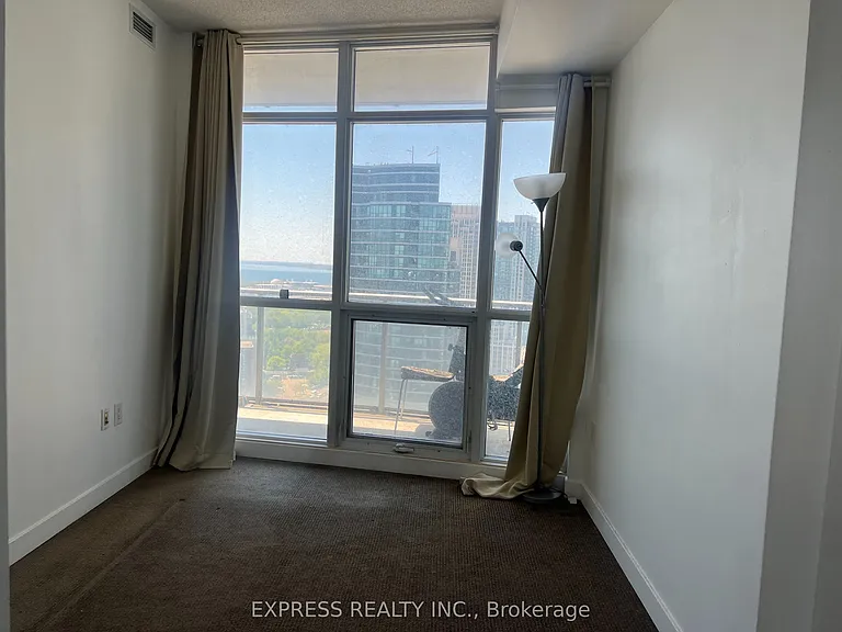 38 Dan Leckie Way #3003 — Photo 4
