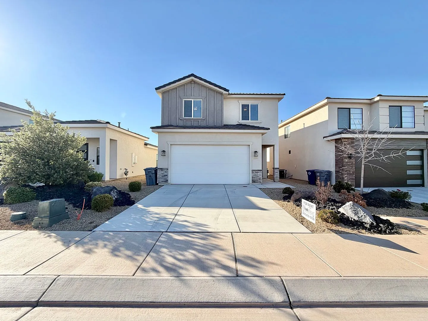 Four Bedroom White Trails Home — Photo 1