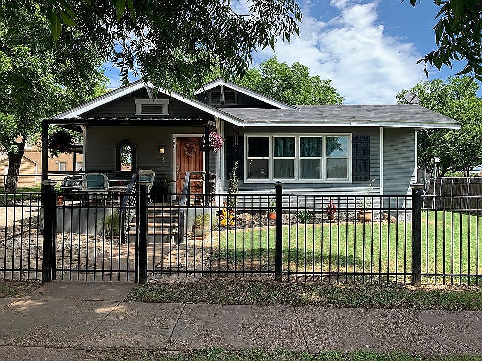 404 W 9th St, Cisco, TX 76437 Zillow