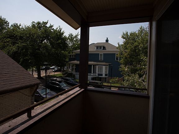 1103 Pennsylvania Ave Balcony