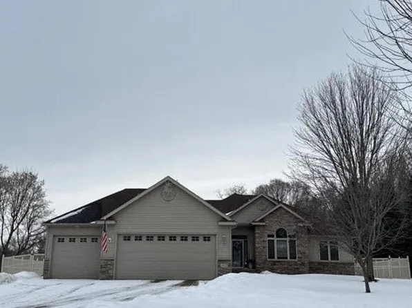 1910 Temminck Rd, Saint Cloud, MN 56301