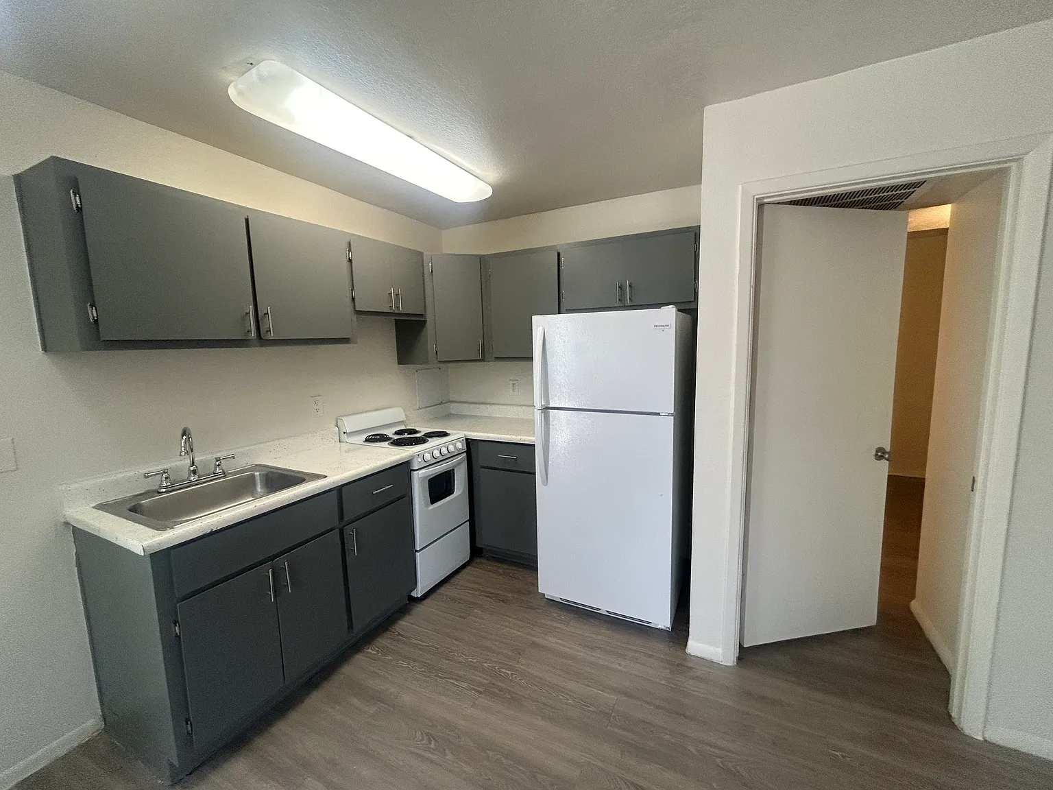 The Grove Apartments — Photo 1