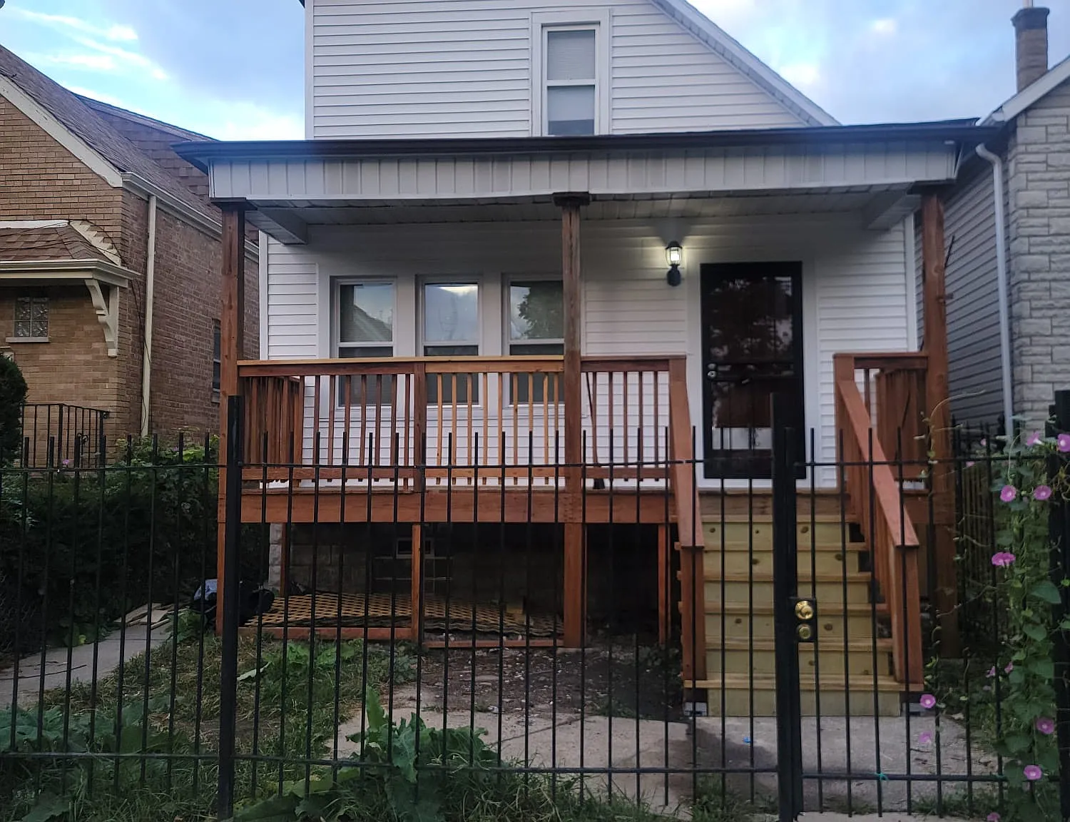 5 bed, 1515 sqft, $2,300 — Photo 1