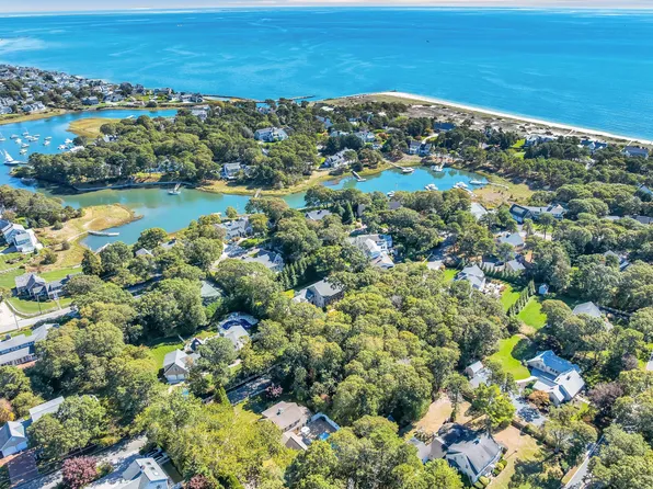 16 Mirasol Lane, Harwich Port, MA 02646