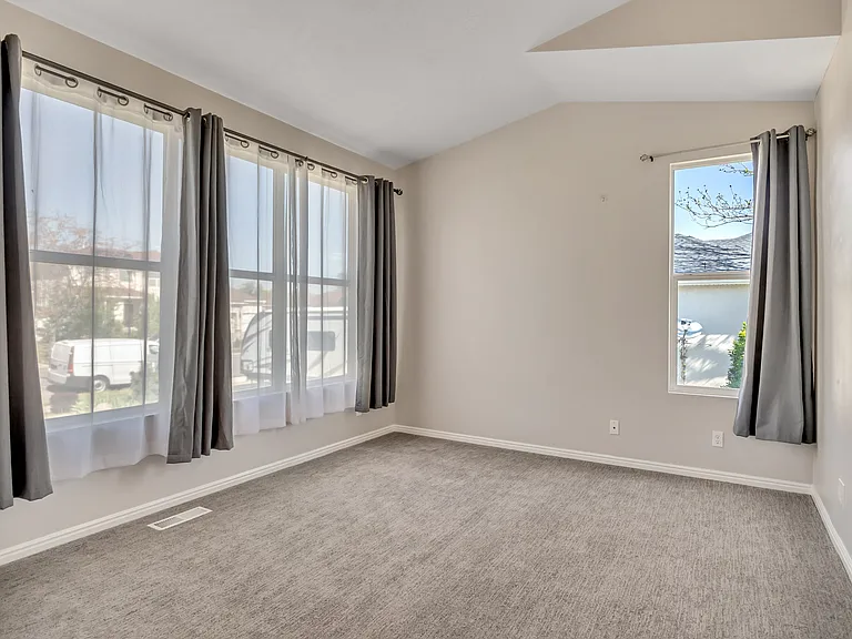 8847 S Mountain Vista Dr — Photo 12