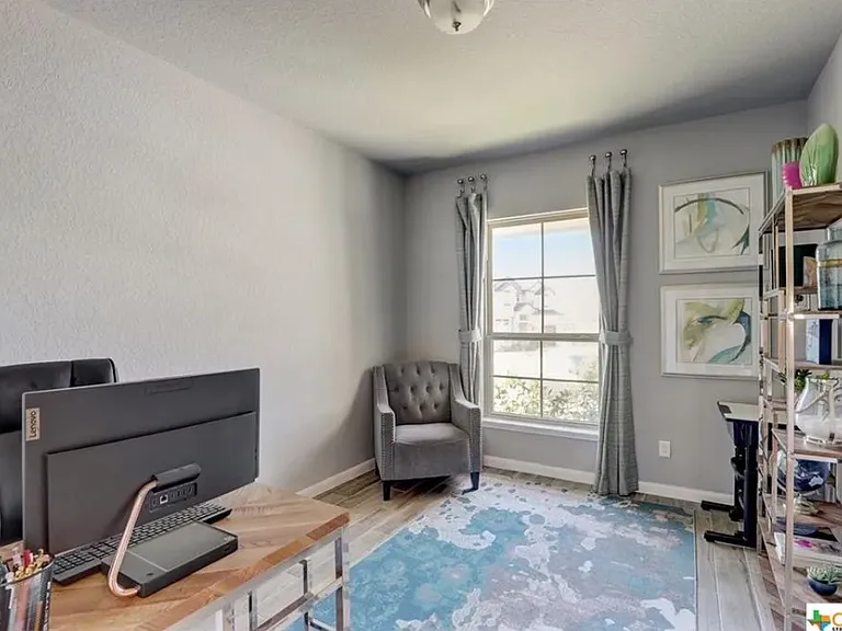 15306 Comanche Grv — Photo 15