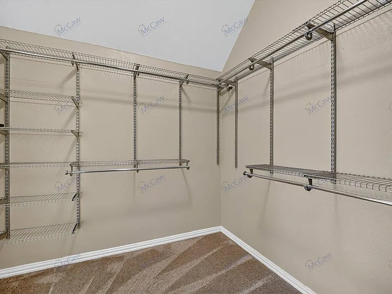 8009 Owl Creek Ln — Photo 14