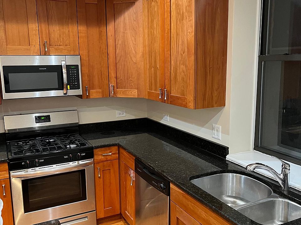 1st image of 4825 N Kimball Ave APT 1